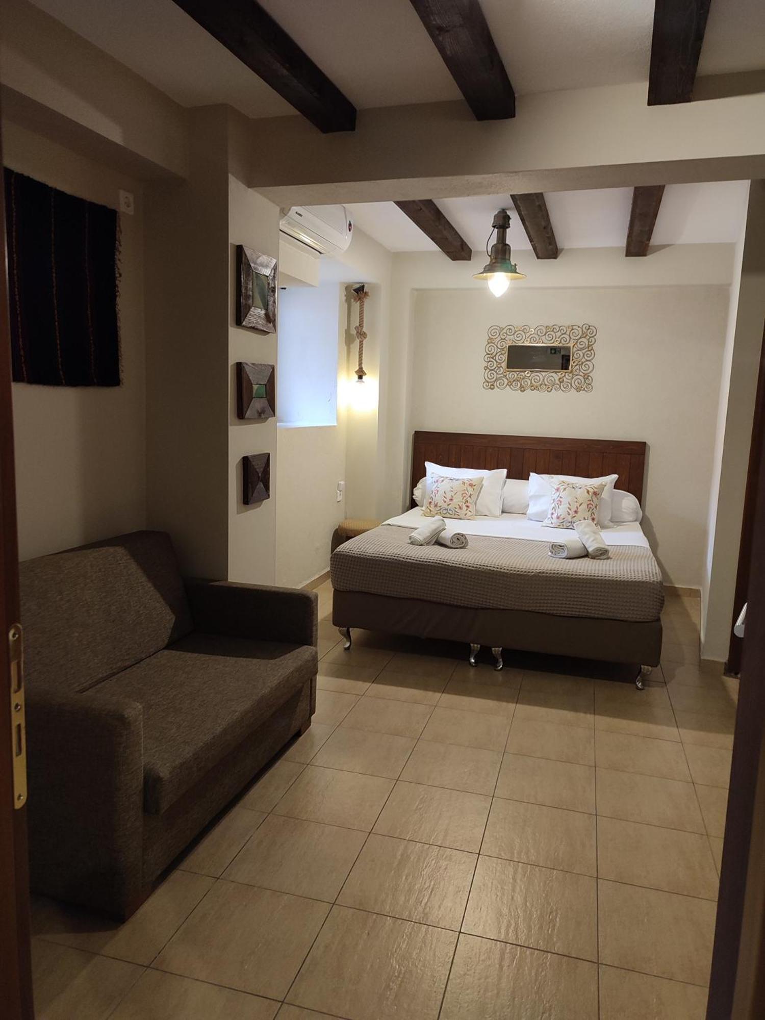 Guesthouse Axieros Samothraki Bagian luar foto