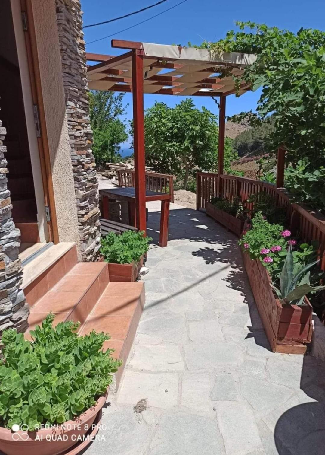 Guesthouse Axieros Samothraki Bagian luar foto
