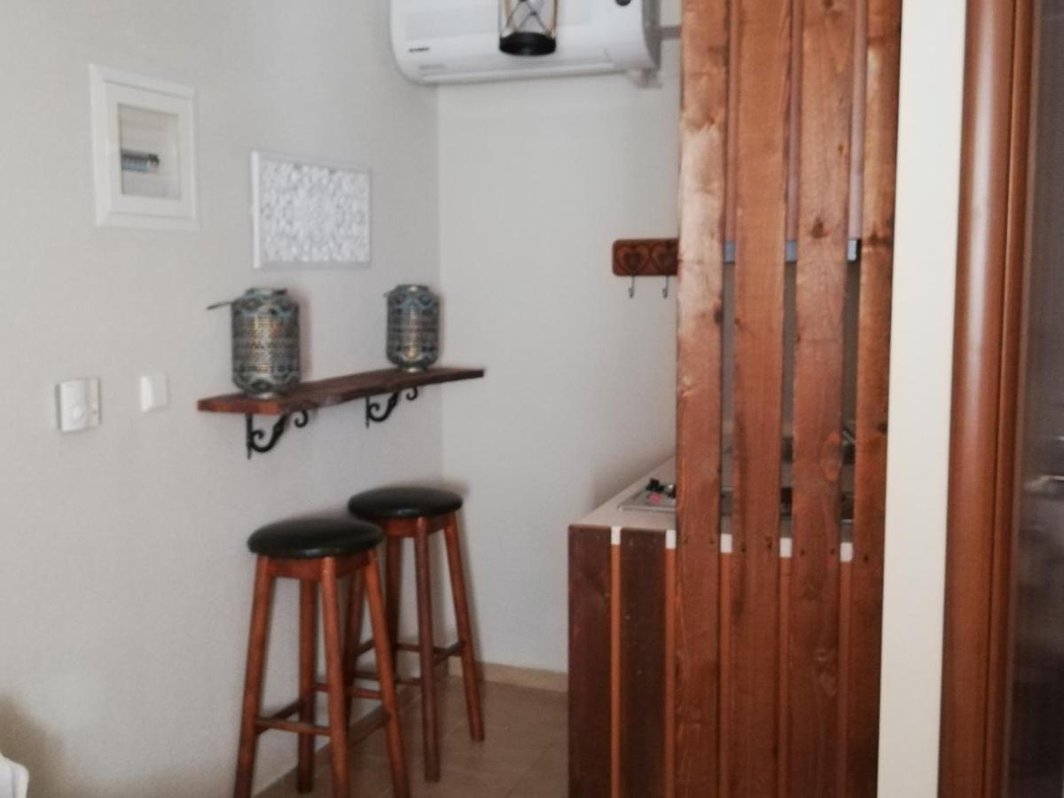 Guesthouse Axieros Samothraki Bagian luar foto
