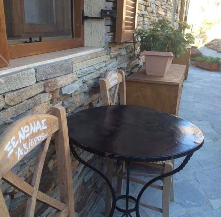 Guesthouse Axieros Samothraki Bagian luar foto